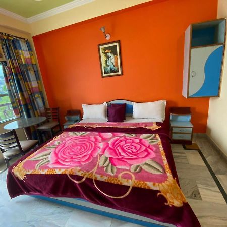 Hotel Surya Laxman Jhula Rishikesh Bagian luar foto