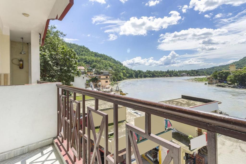 Hotel Surya Laxman Jhula Rishikesh Bagian luar foto