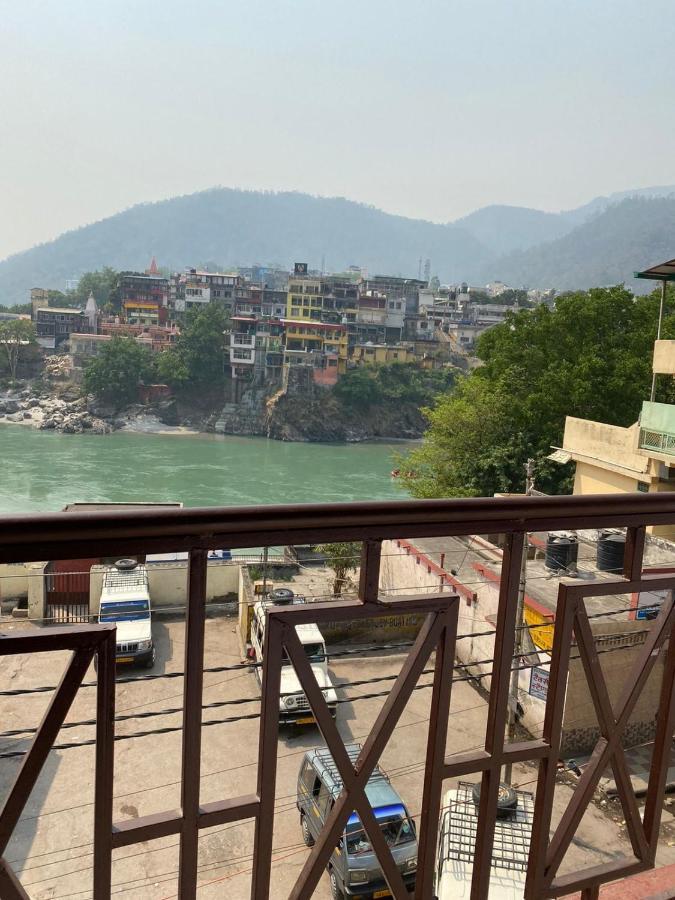 Hotel Surya Laxman Jhula Rishikesh Bagian luar foto